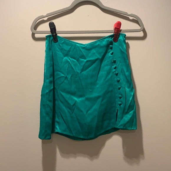 Zara Dresses & Skirts - Zara green skort with buttons on the side